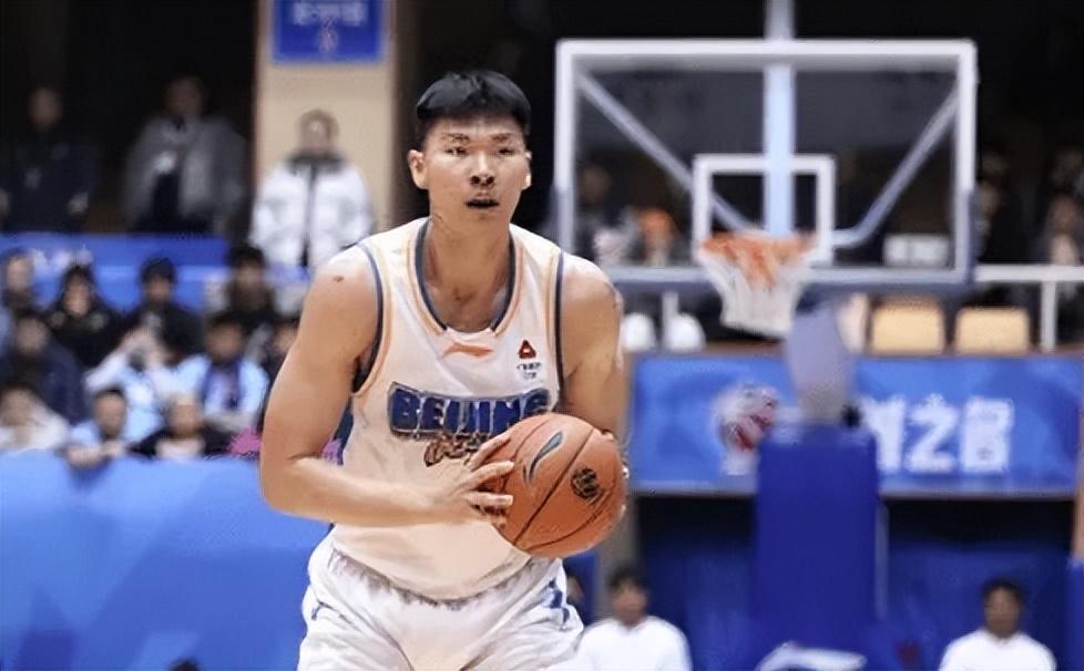 开云官网-北京遭致命打击!周琦眼部受伤,外加2内线伤停,后续内线咋办?