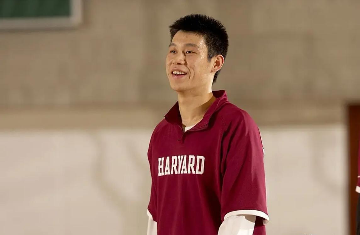 林书豪:有次半夜我给科比发消息你不能不尊重我之后5个月他没理我